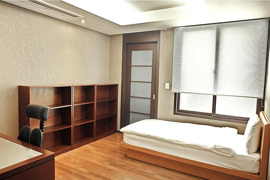Apartment Dmc Ville Seoul